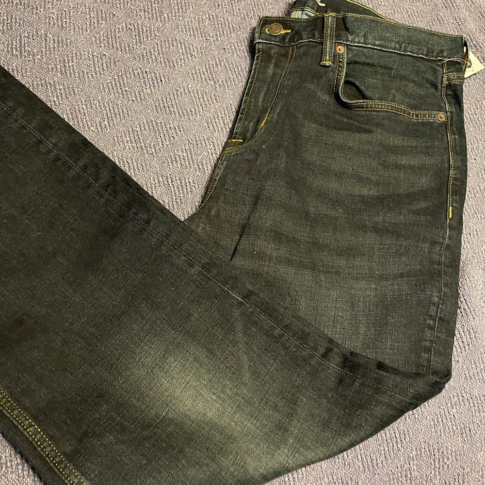 Old Navy Men’s Loose Jeans